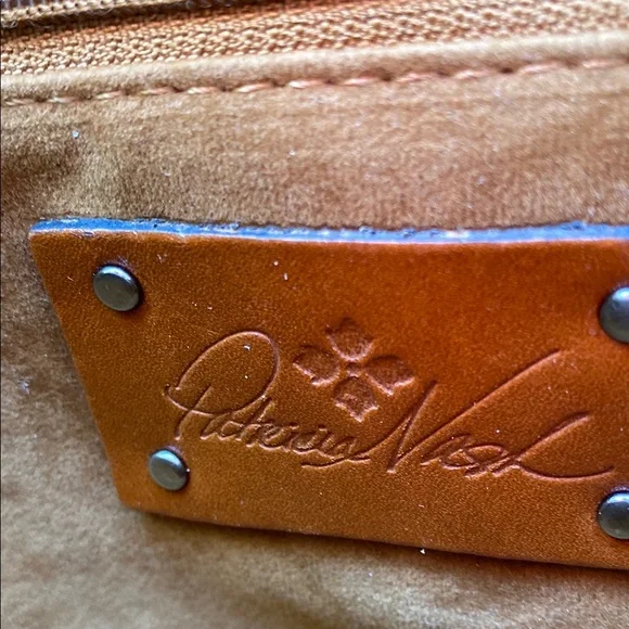 Patricia Nash Turquoise Tooled Leather Bag - Picture 8 of 16